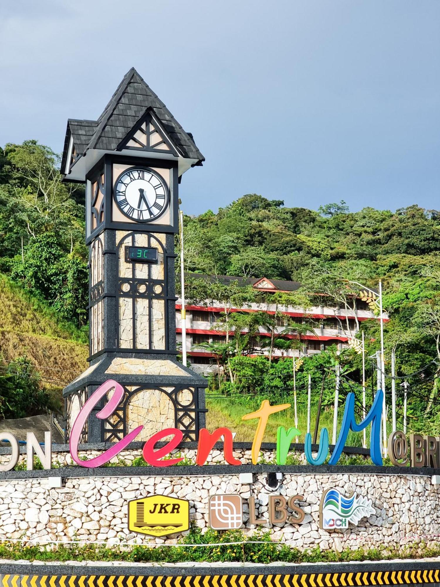 Clocktower 2 Homestay 2-7 Pax At Brinchang, Cao nguyên Cameron Ngoại thất bức ảnh